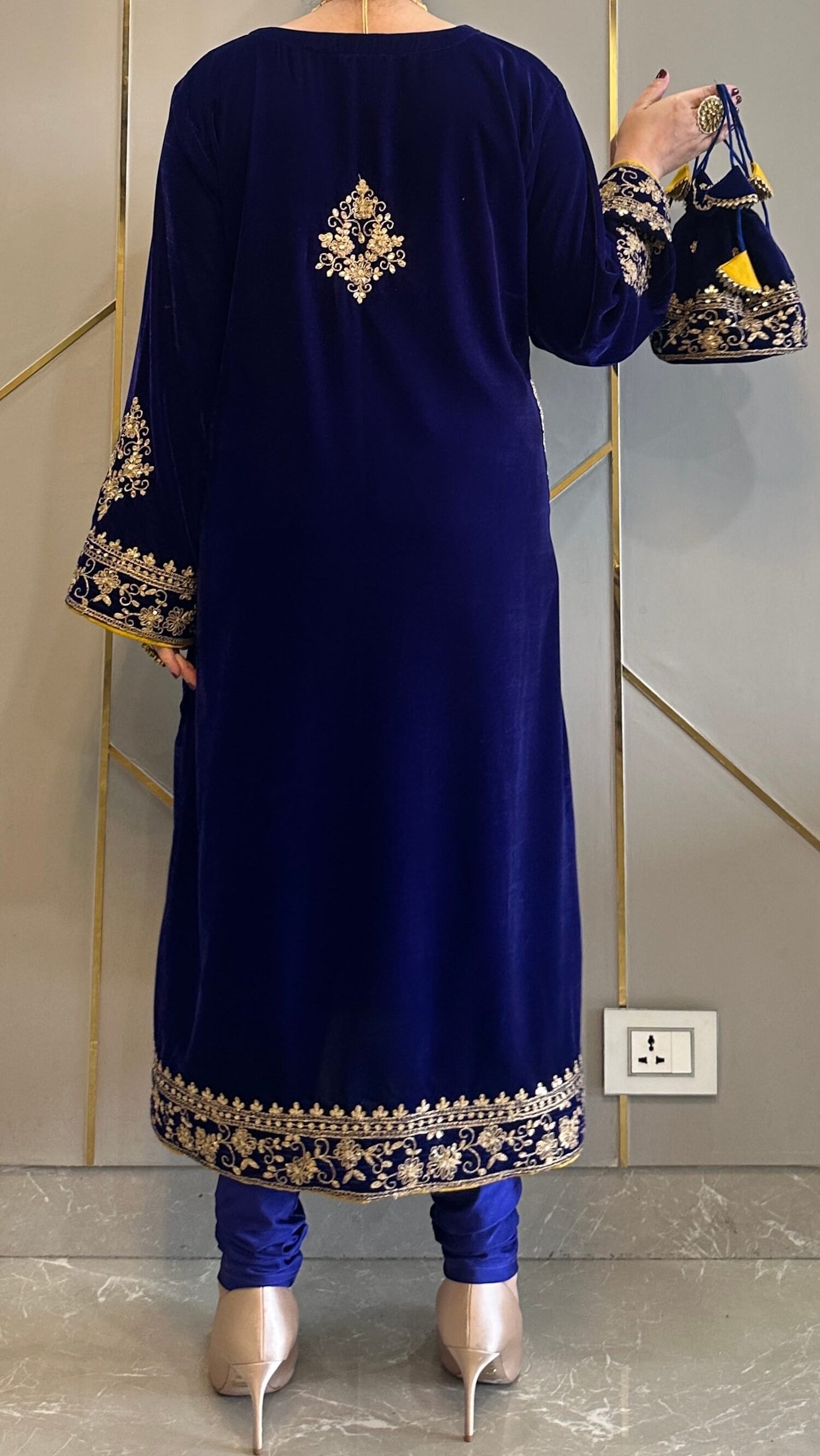 Royal Blue Velvet Bloom Phiran Set