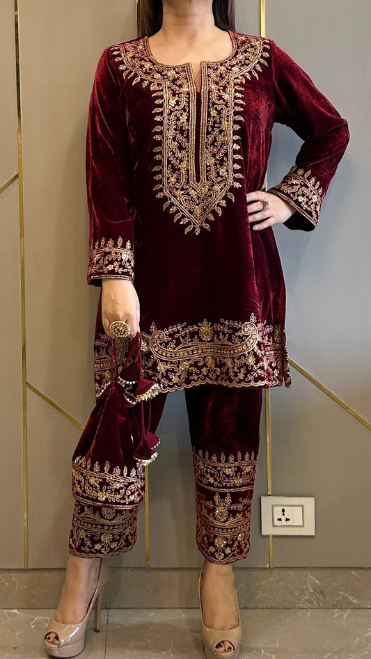 Maroon Velvet Haniya Hand Embroidered Co-ord