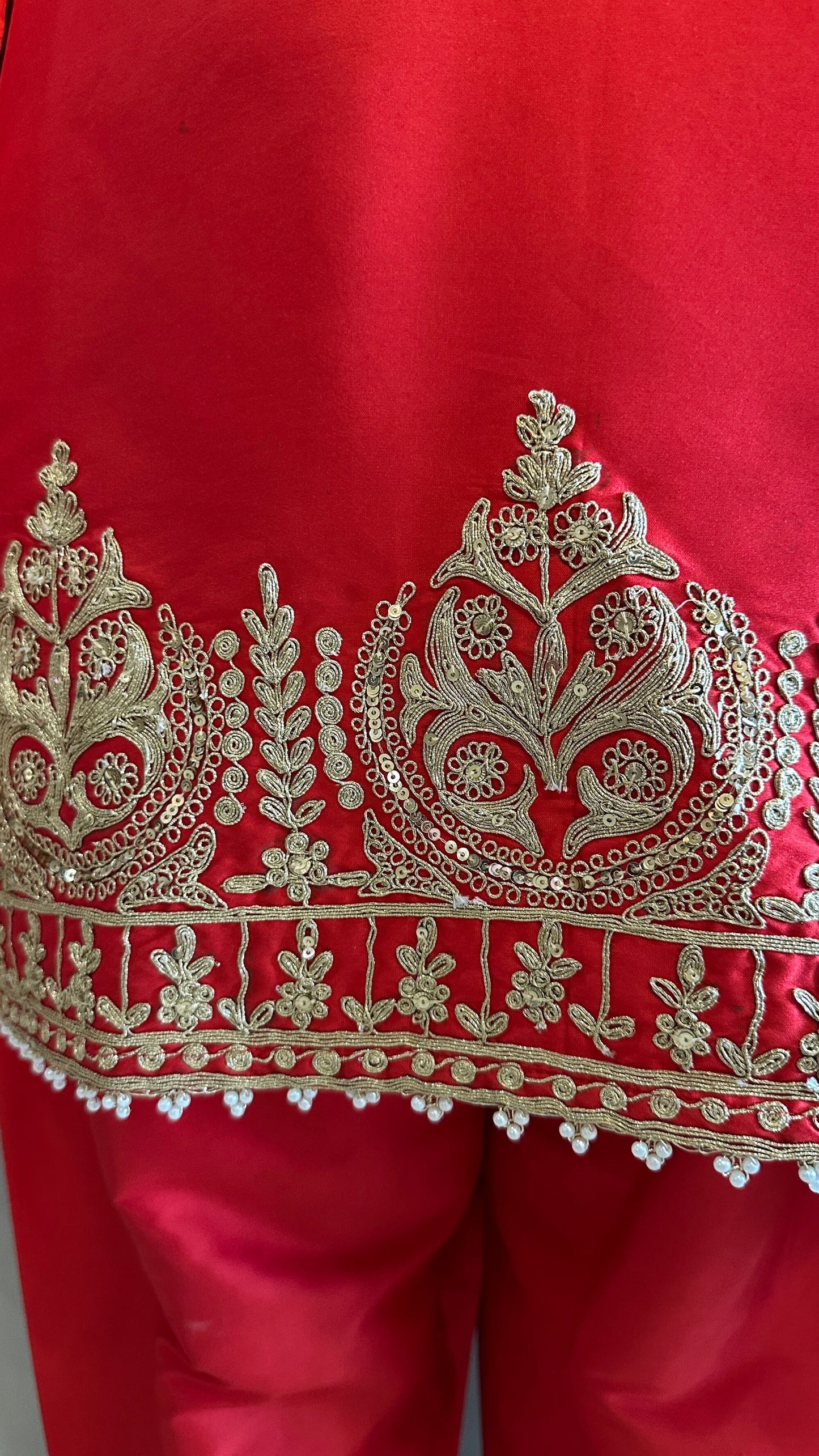 Red Hand and Dori Embroidered Short Phiran Suit